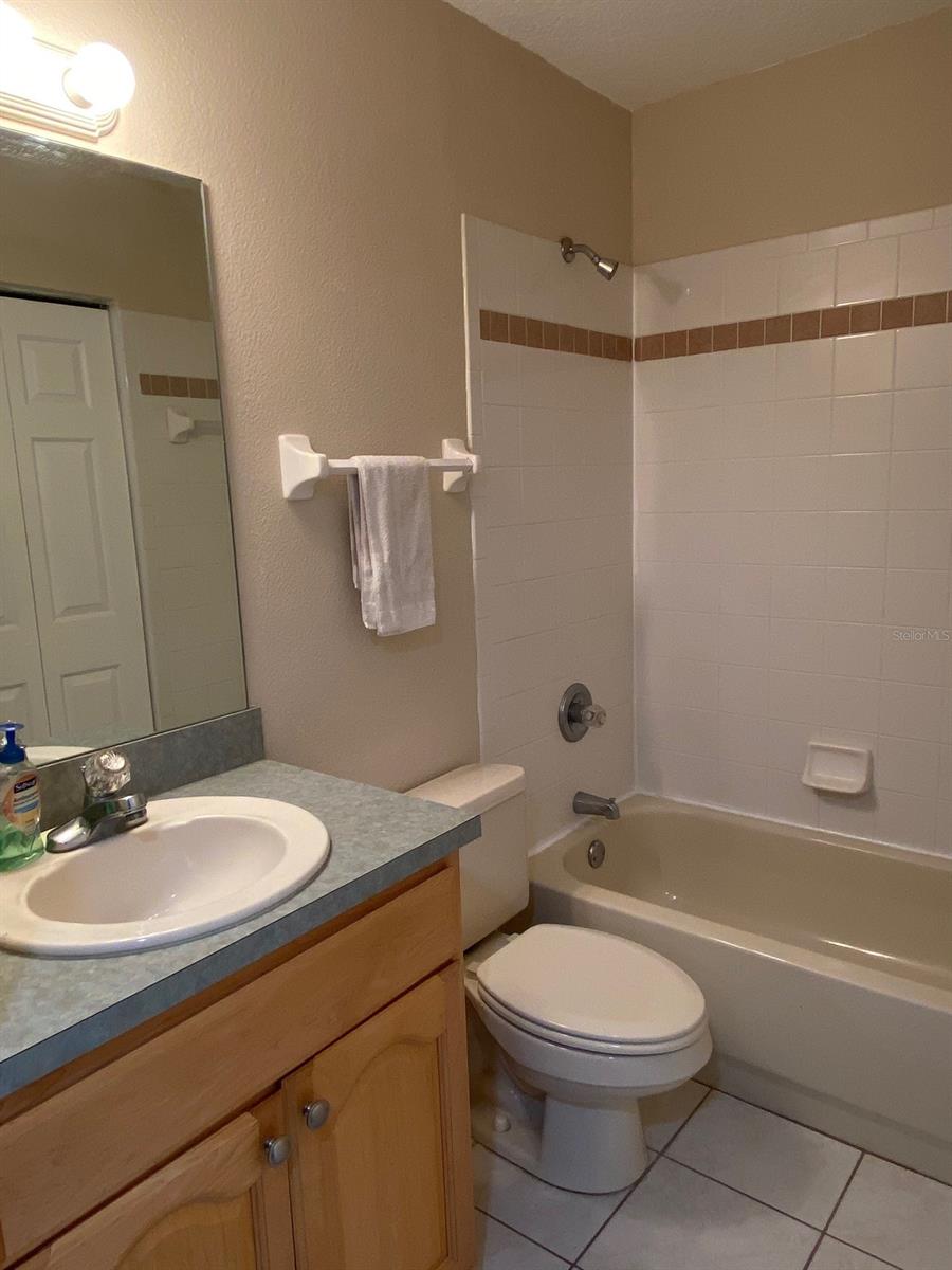 Jy Detwilers 1st Add - Residential Lease