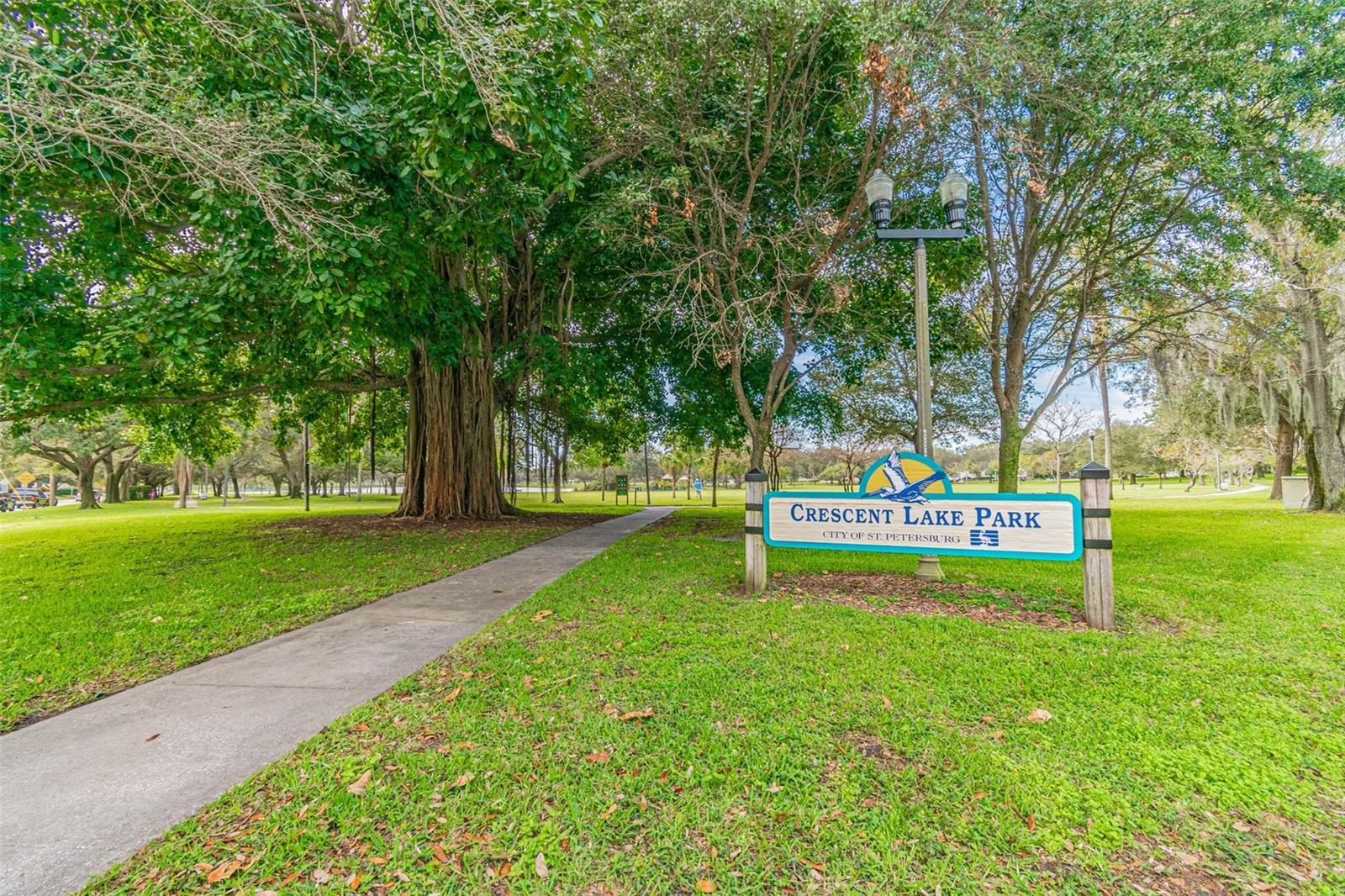 UPTOWN CRESCENT LAKE - Residential Lease