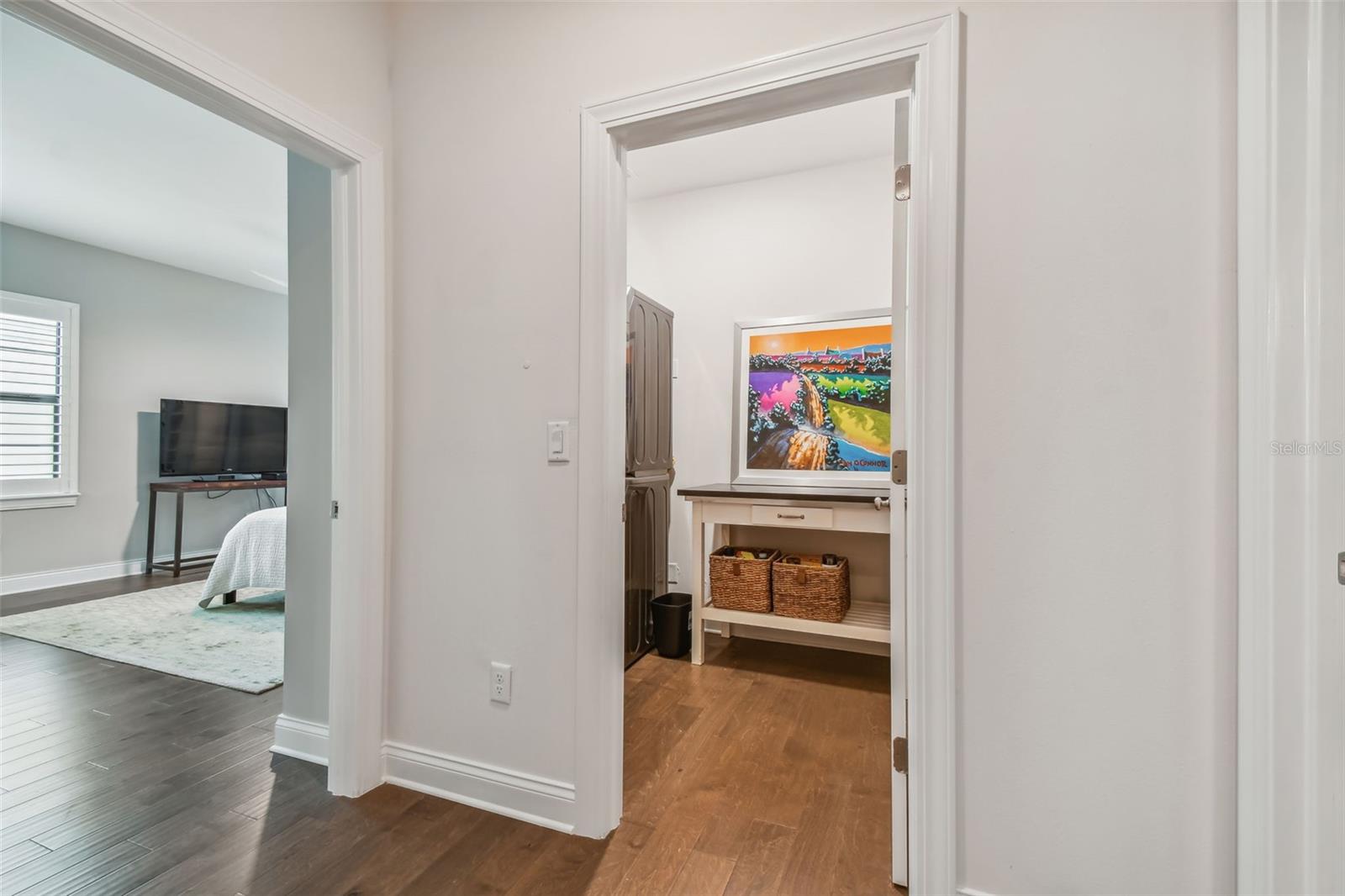 UPTOWN CRESCENT LAKE - Residential Lease