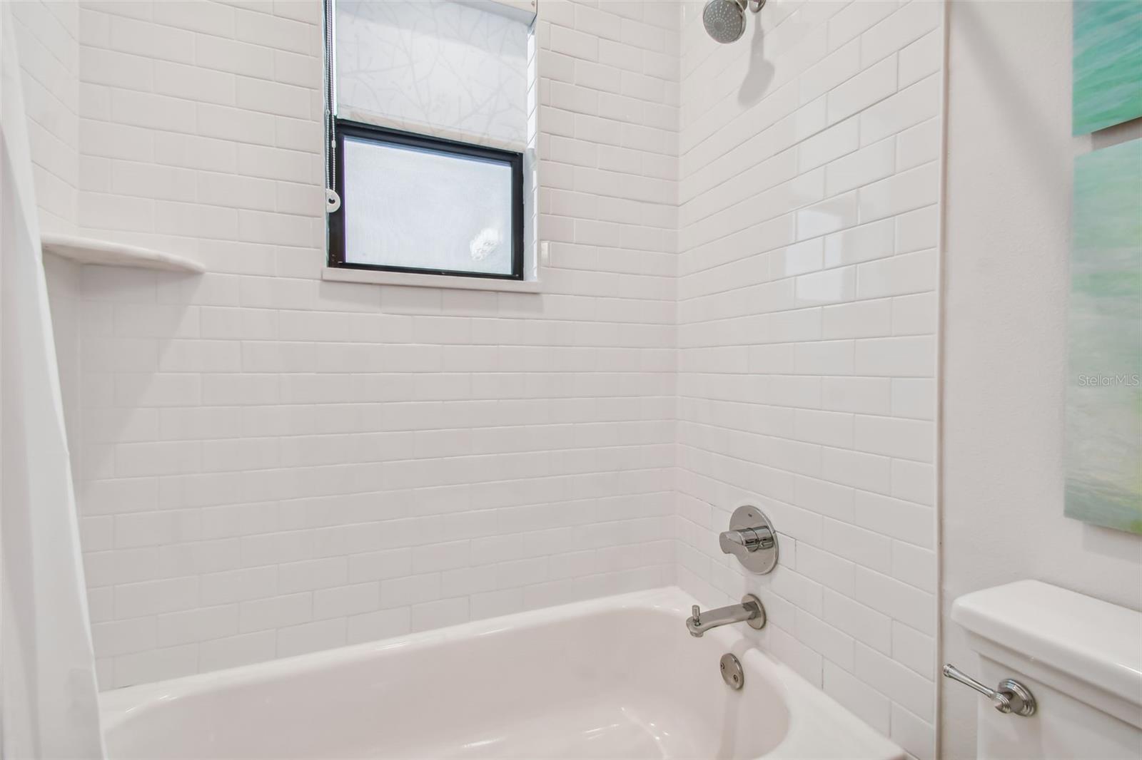 UPTOWN CRESCENT LAKE - Residential Lease