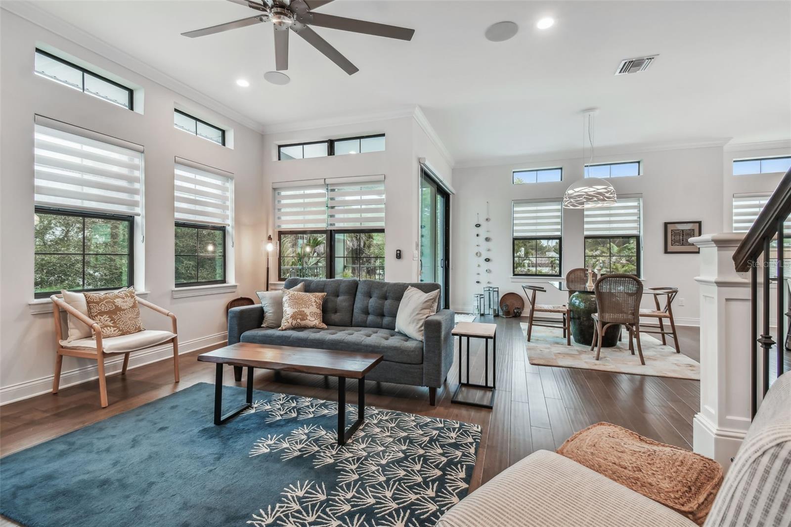 UPTOWN CRESCENT LAKE - Residential Lease