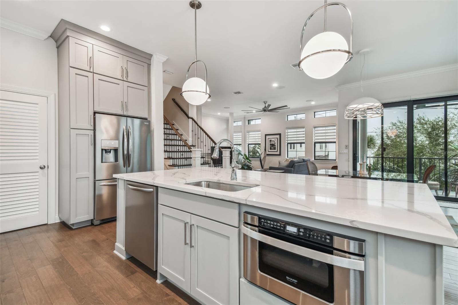 UPTOWN CRESCENT LAKE - Residential Lease