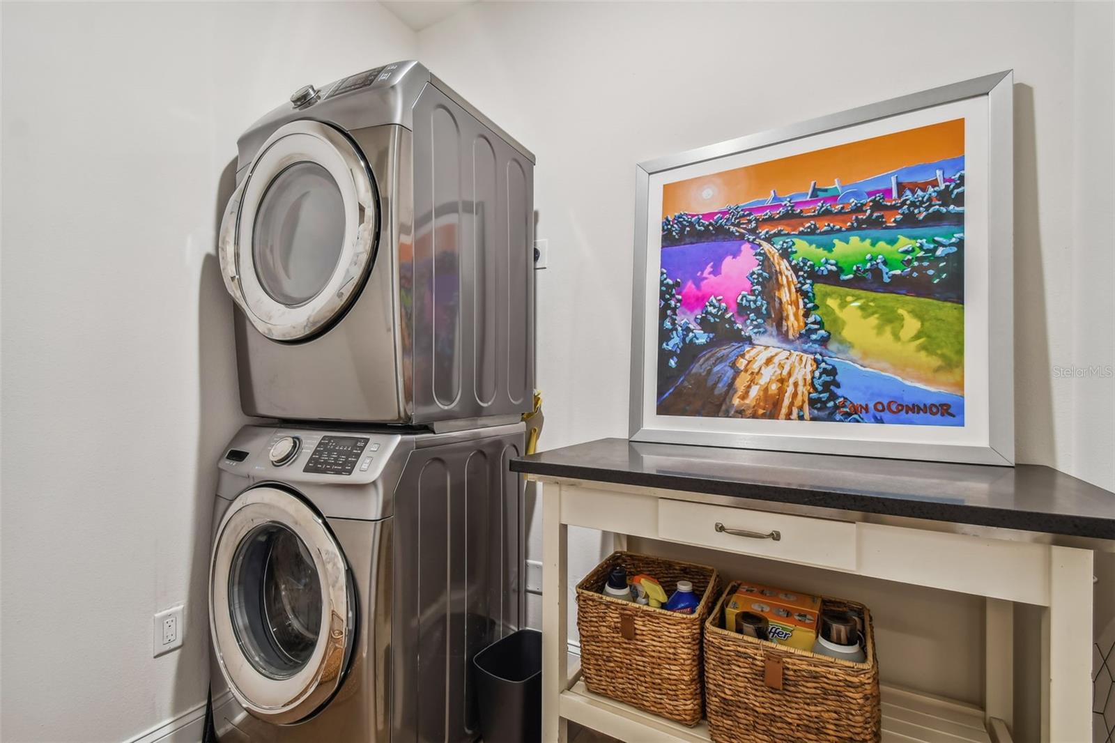 UPTOWN CRESCENT LAKE - Residential Lease