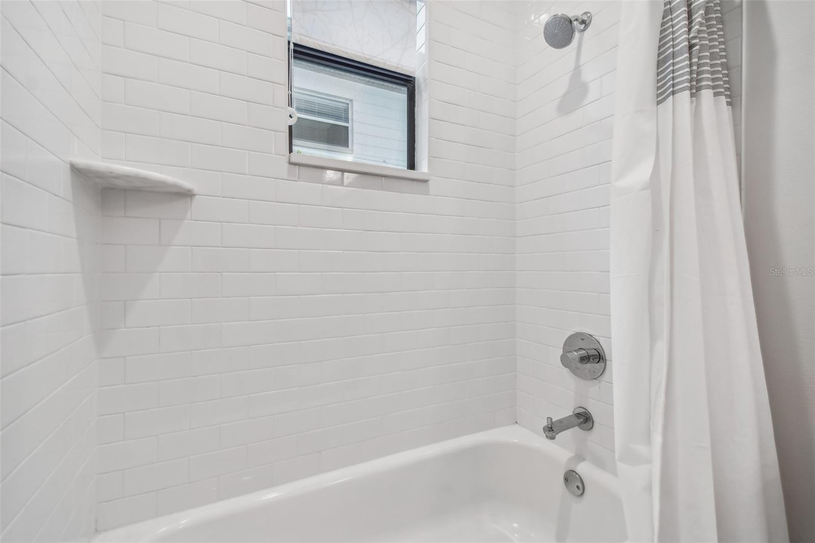 UPTOWN CRESCENT LAKE - Residential Lease