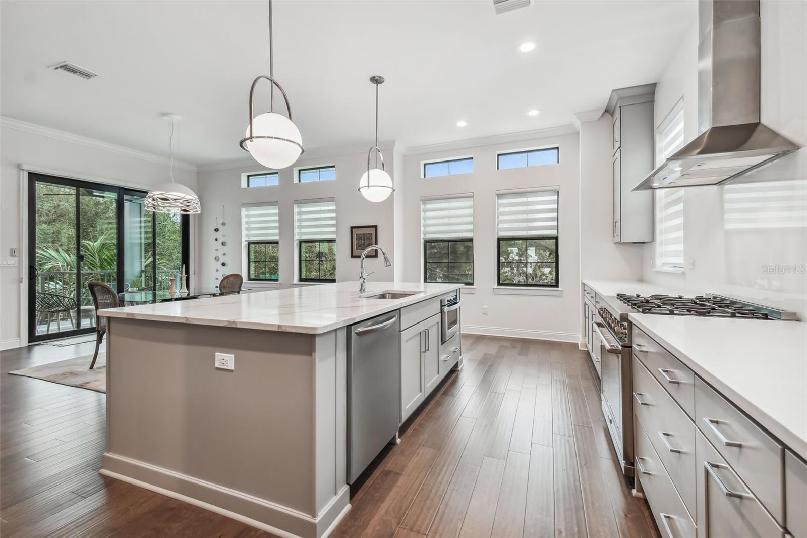 UPTOWN CRESCENT LAKE - Residential Lease