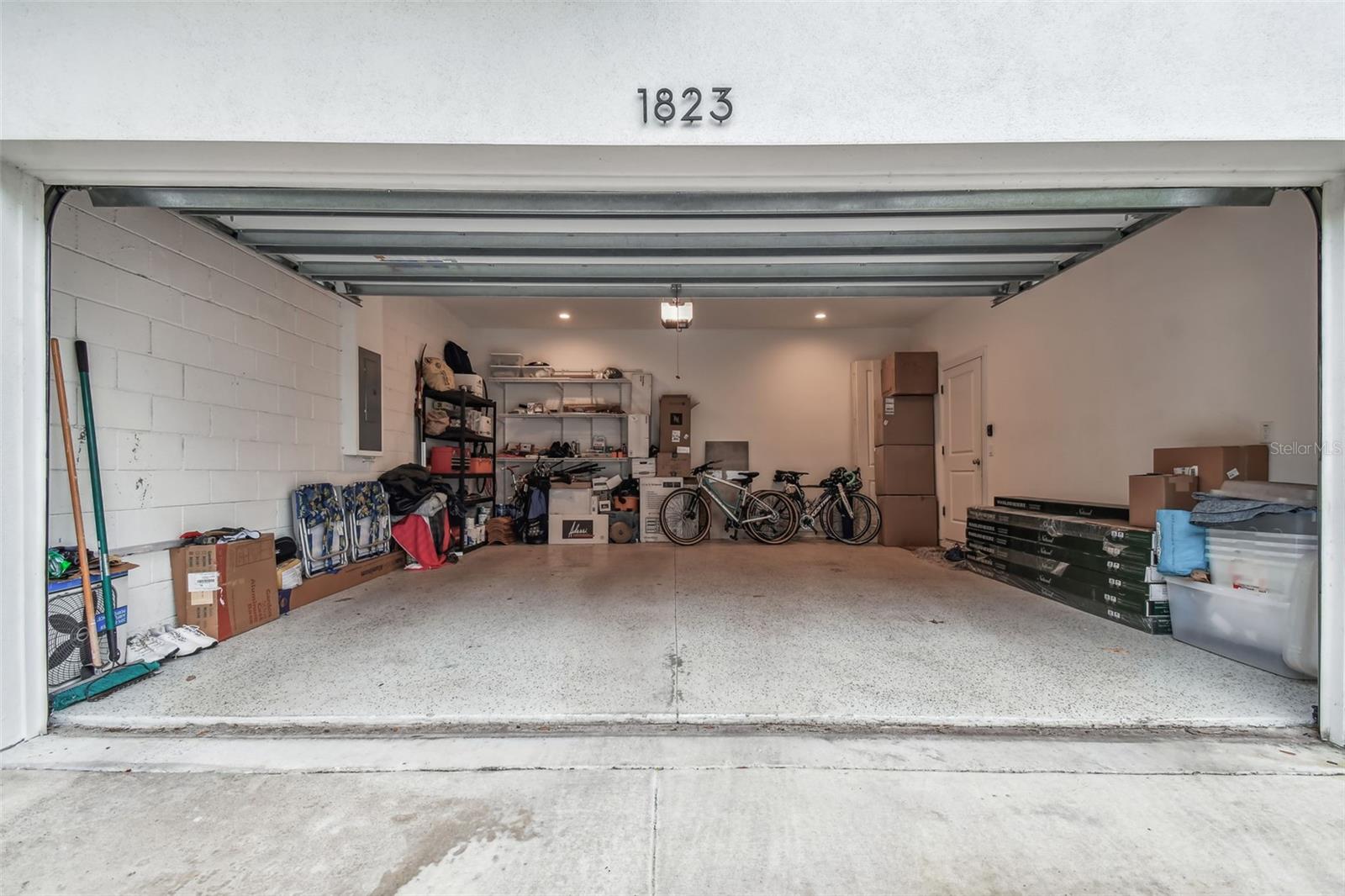 UPTOWN CRESCENT LAKE - Residential Lease