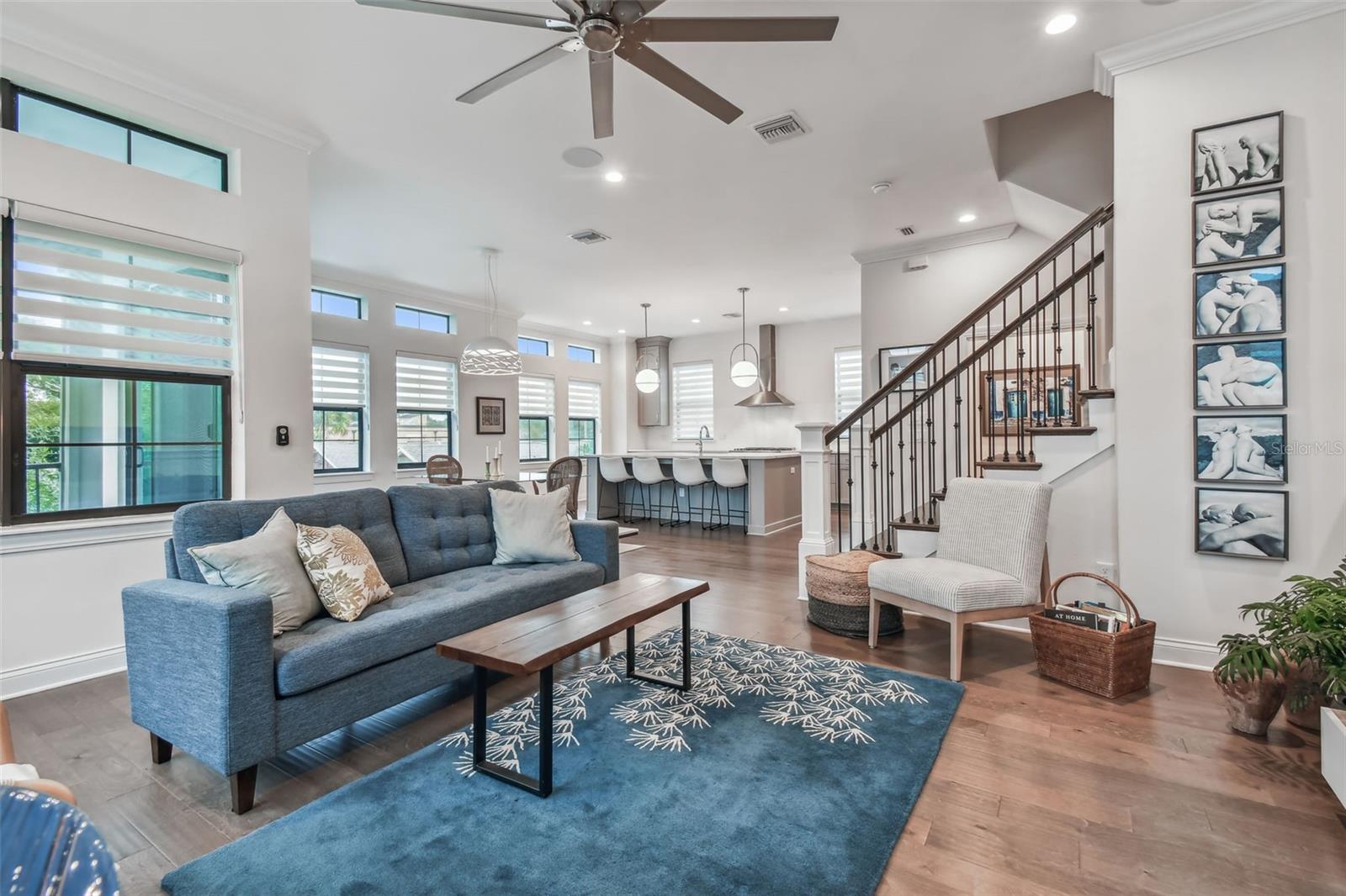 UPTOWN CRESCENT LAKE - Residential Lease