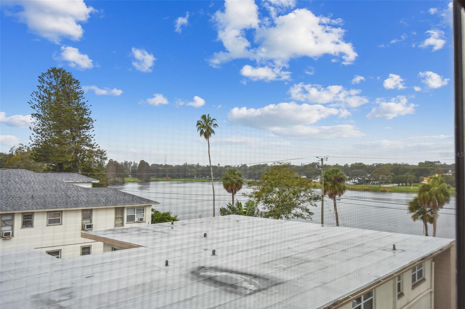 UPTOWN CRESCENT LAKE - Residential Lease