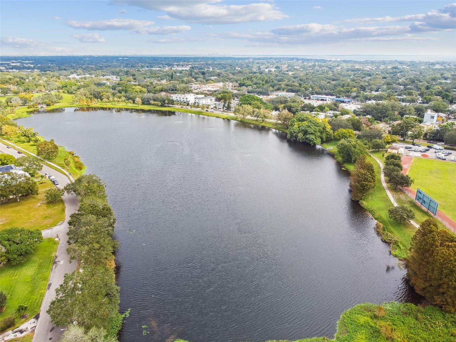 UPTOWN CRESCENT LAKE - Residential Lease