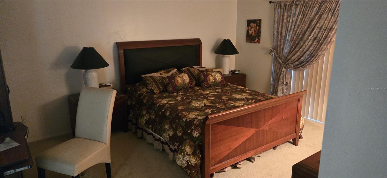 SOMERSET VILLAGE - Residential