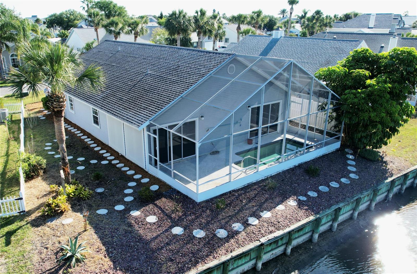 4 AVALON DRIVE