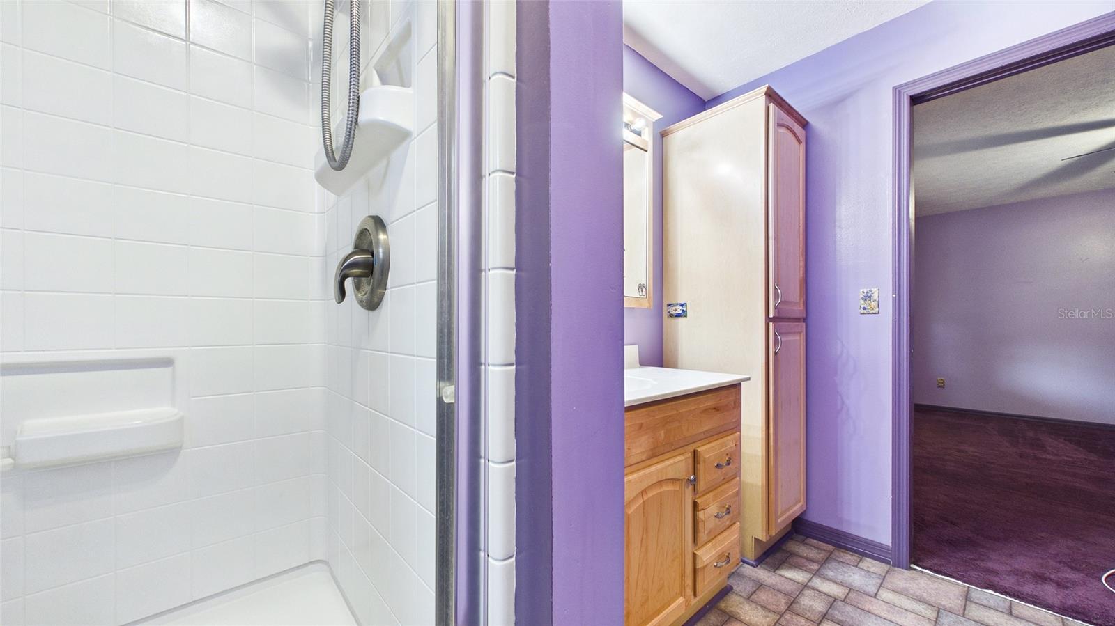 CAMBRIDGE CLARK ESTATES - Residential