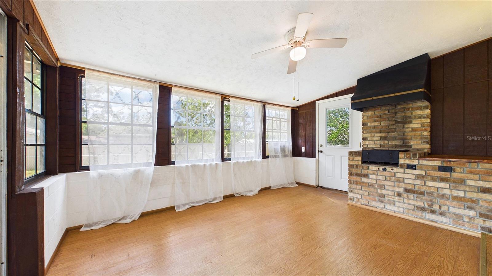 CAMBRIDGE CLARK ESTATES - Residential