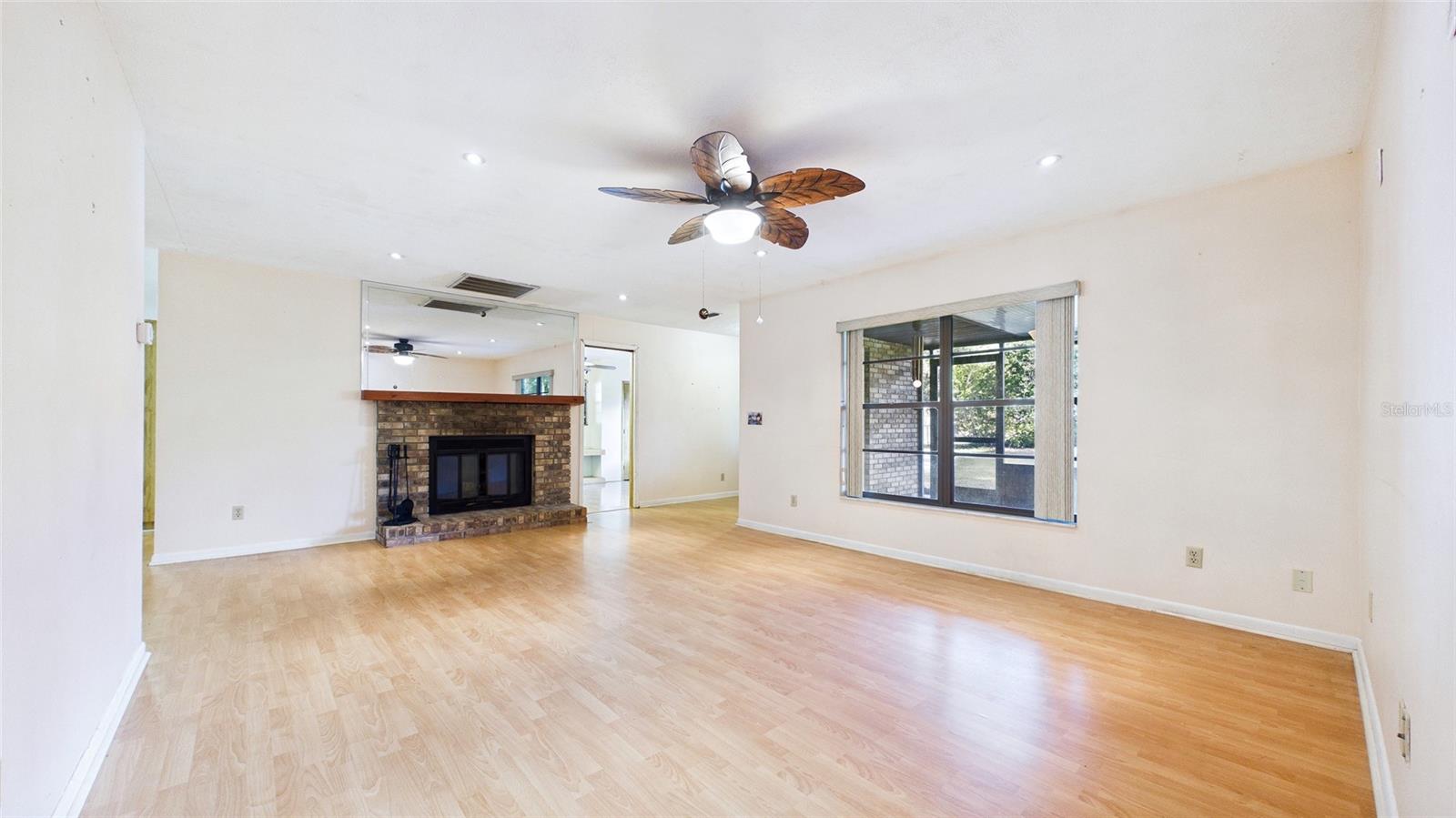 CAMBRIDGE CLARK ESTATES - Residential