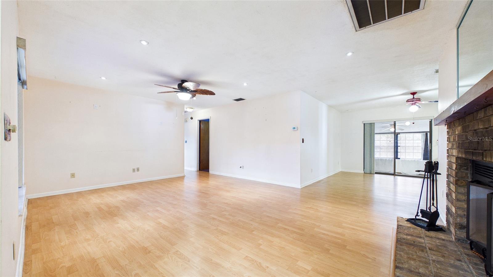 CAMBRIDGE CLARK ESTATES - Residential