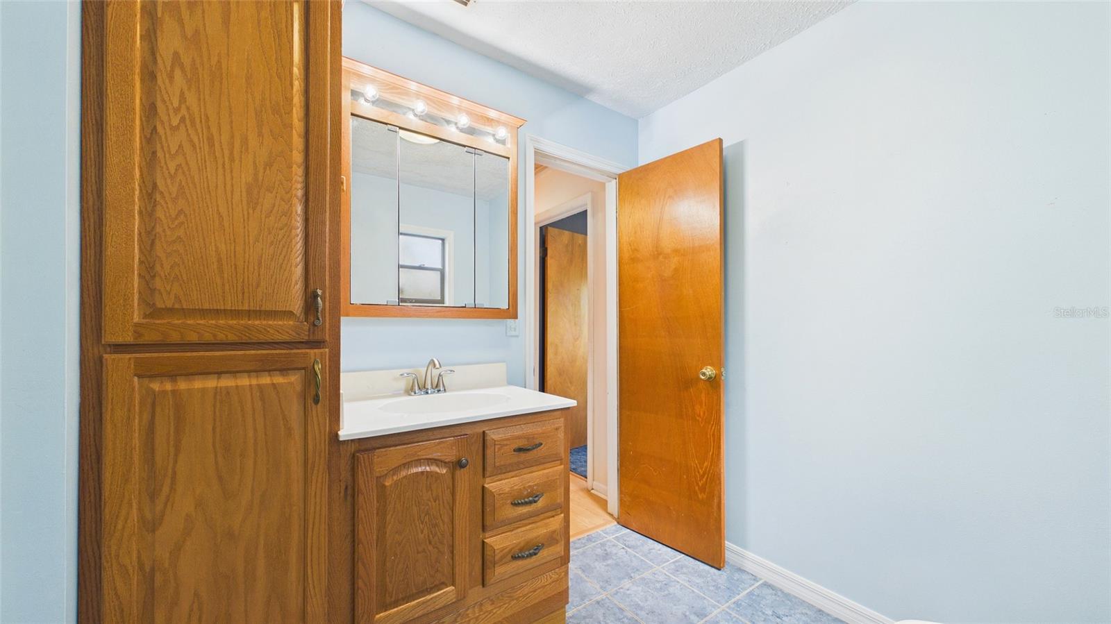 CAMBRIDGE CLARK ESTATES - Residential