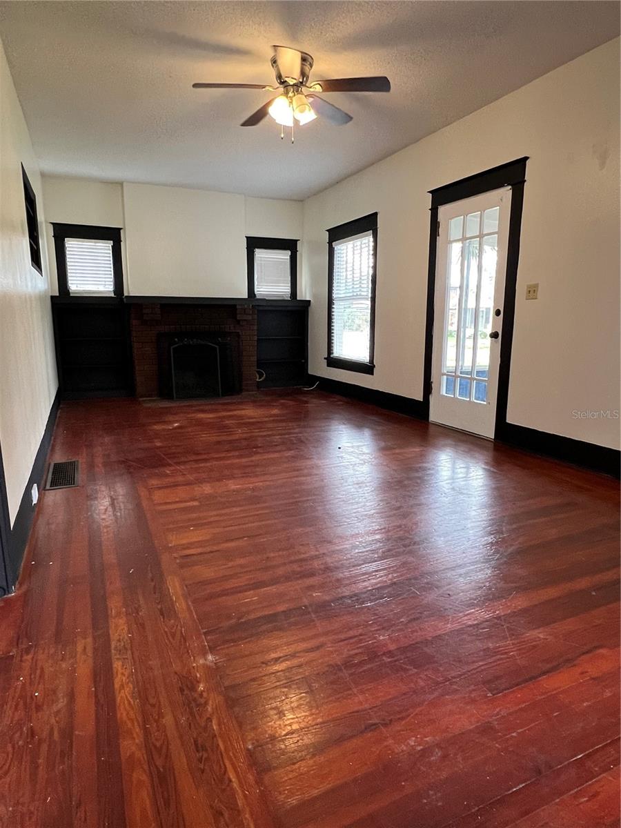 EUSTIS MC CLELLANDS - Residential