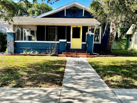 Photo of 505 Washington Avenue, Eustis, FL 32726 (MLS # G5110756)