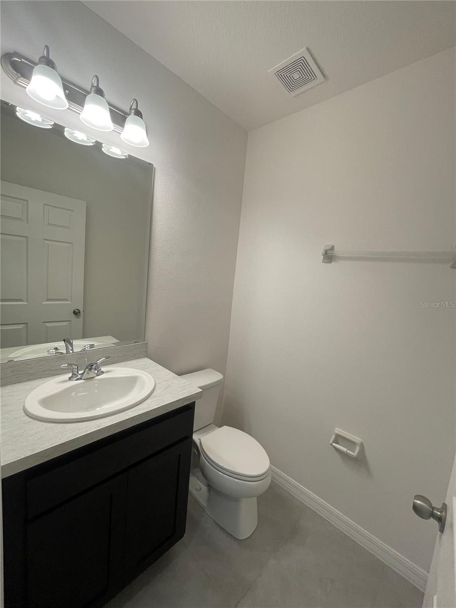 LEGACY LNDGS - Residential Lease