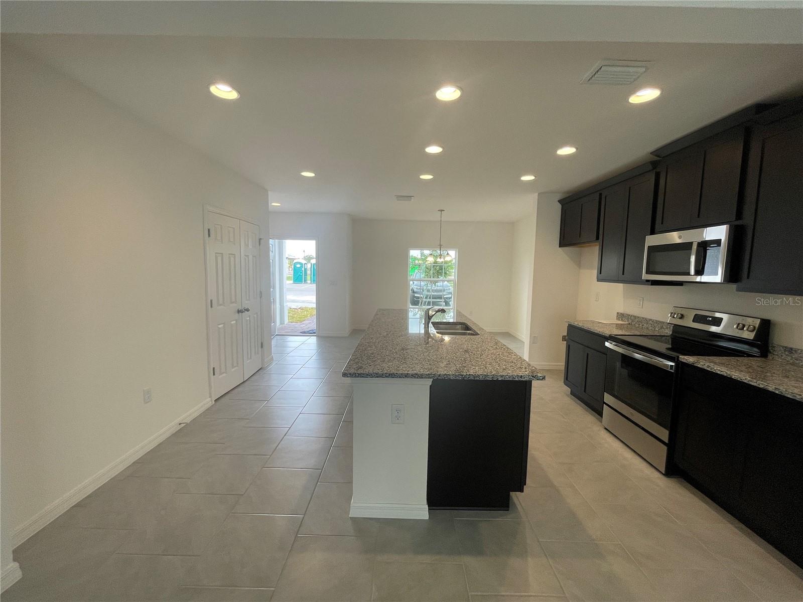 LEGACY LNDGS - Residential Lease