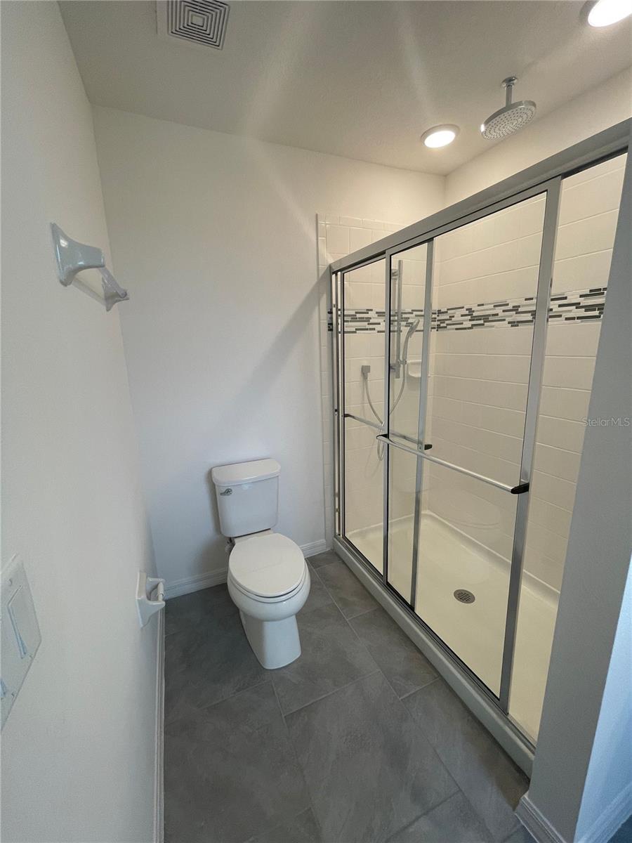 LEGACY LNDGS - Residential Lease