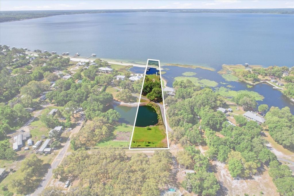 Photo of Tbd SE 142nd Court, Ocklawaha, FL 32179 (MLS # OM722230)