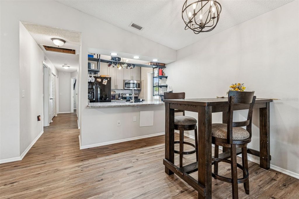 Photo of 2101 W Cherry Street, Tampa, FL 33607 (MLS # TB8464291)