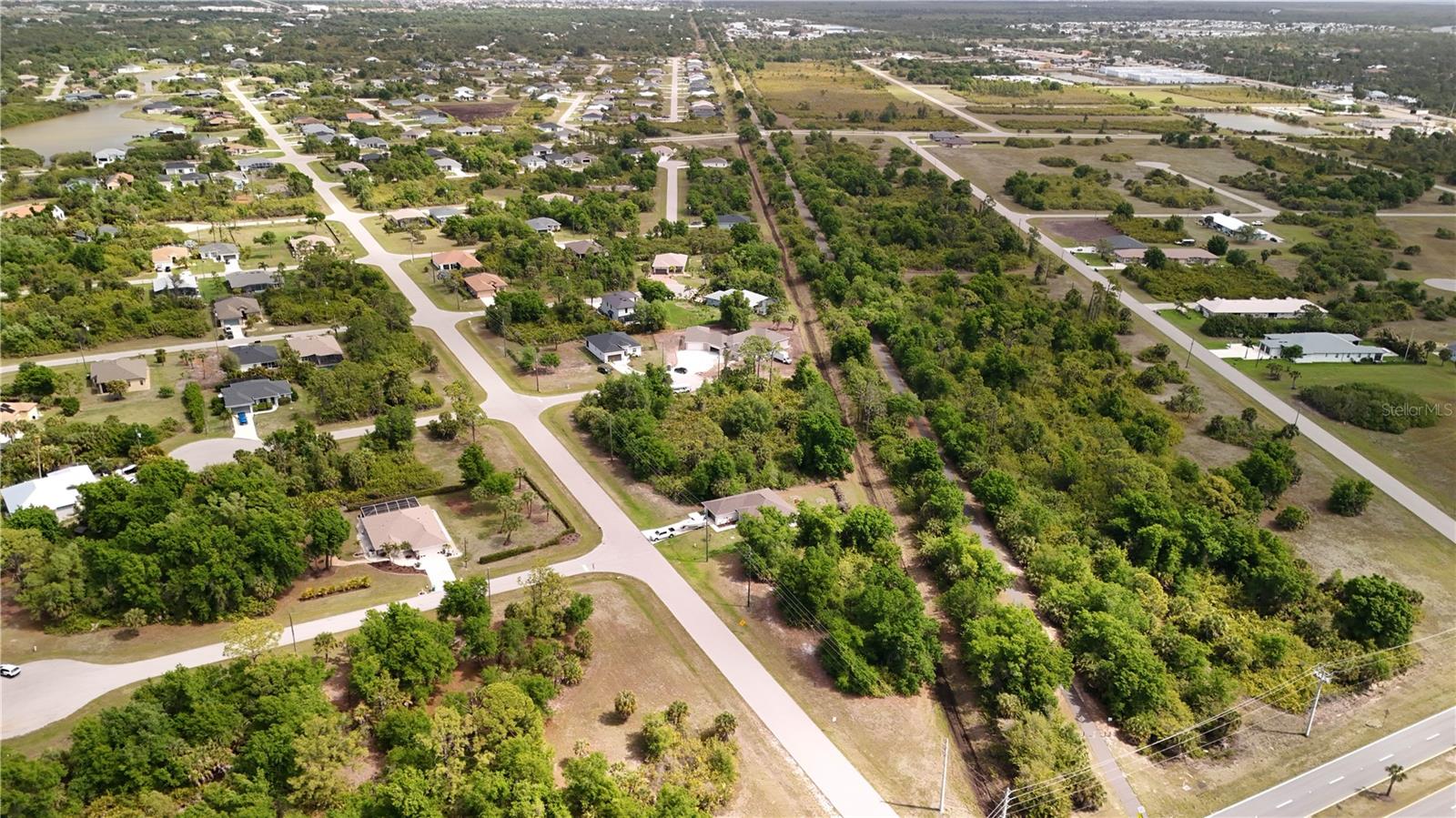 ROTONDA LAKES - Land