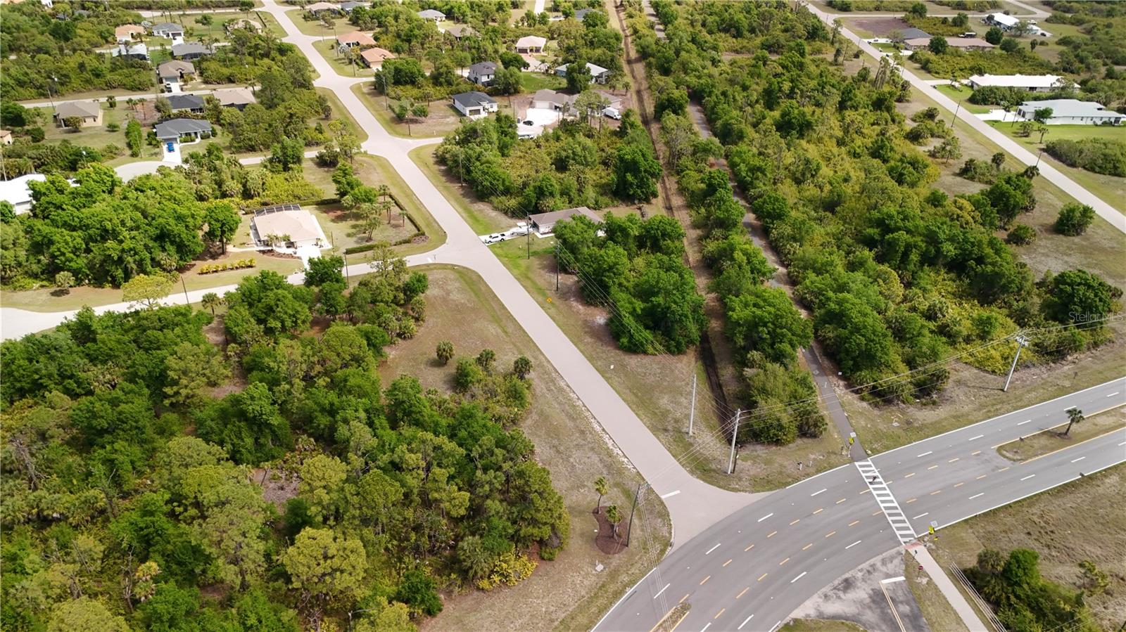 ROTONDA LAKES - Land