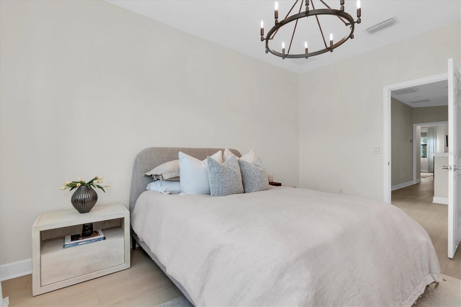 MAPLE GLEN - Residential