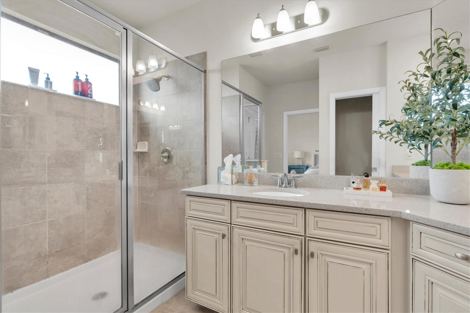 MAPLE GLEN - Residential