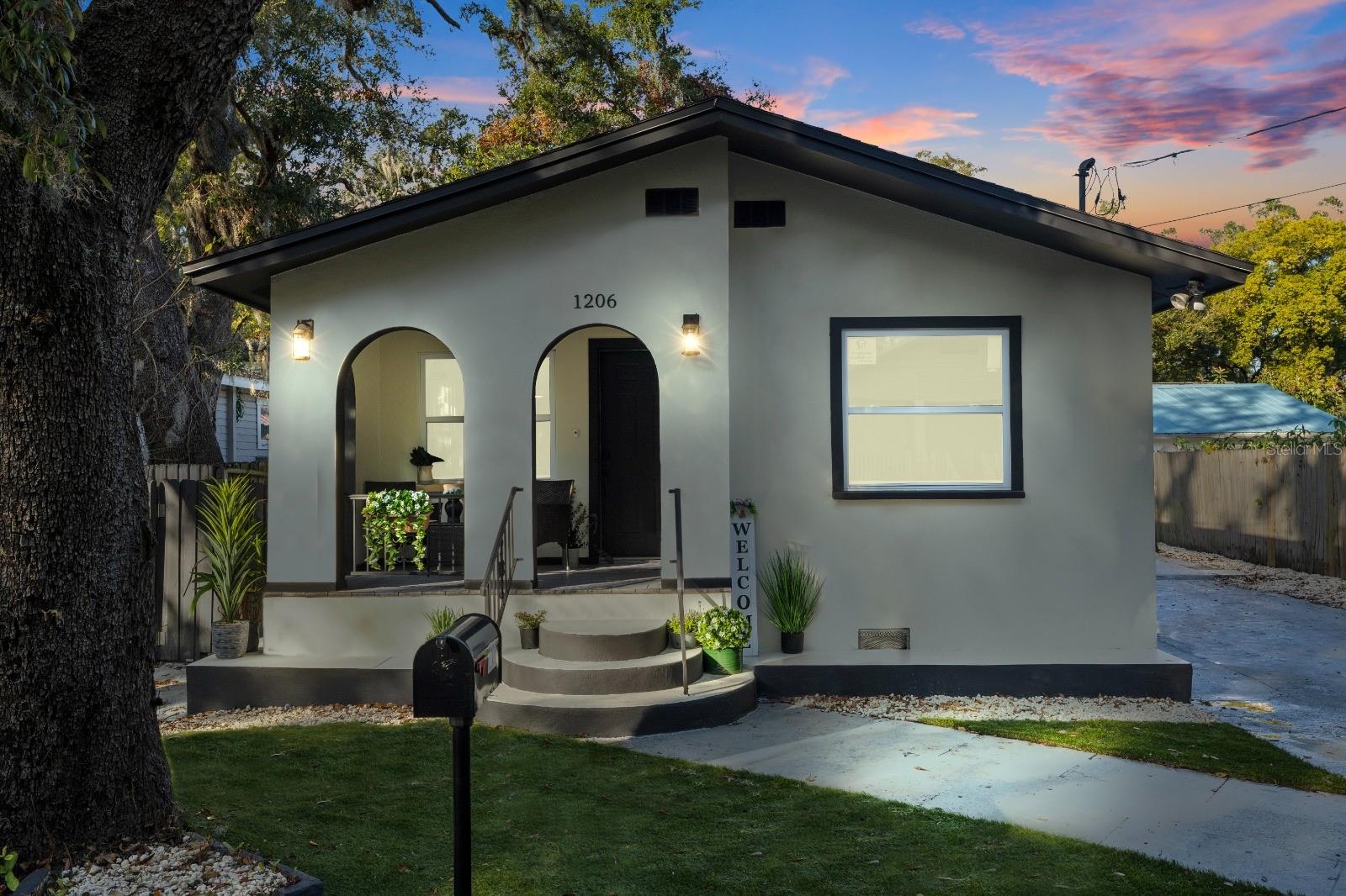 Stunning renovated 3 Bedrooms and 1 Bathroom home in Seminole Heights. Located just minutes from downtown Tampa, restaurants and entertainment, this beautifully bungalow delivers modern comfort and investment appeal. The bight open layout features laminate flooring, a stylish new kitchen, full bathroom renovation, laundry closet and efficient central air. Outside, unwind on the inviting front porch. This home is ideal for Airbnb, long term rental, or vibrant starter home in walkable neighborhood. Make your appointment and come and see this amazing house today