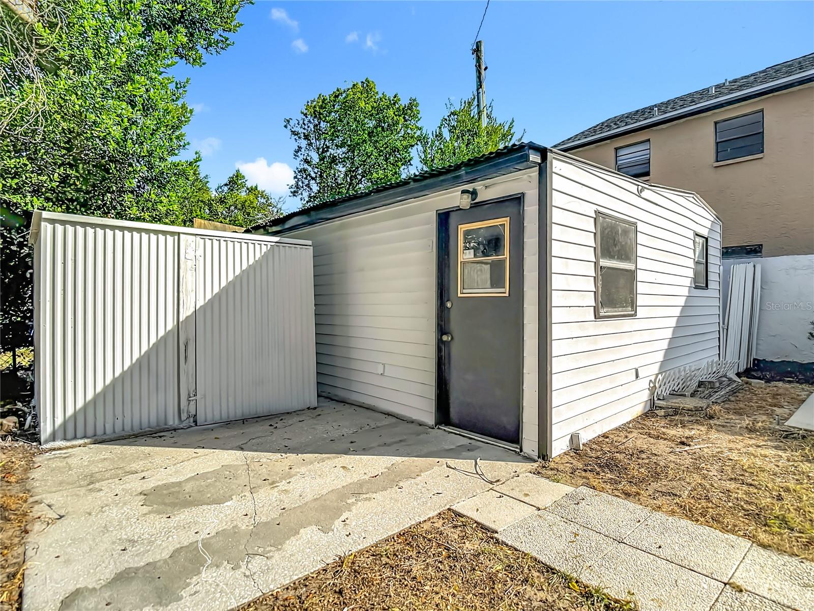 BELT COURT - Residential