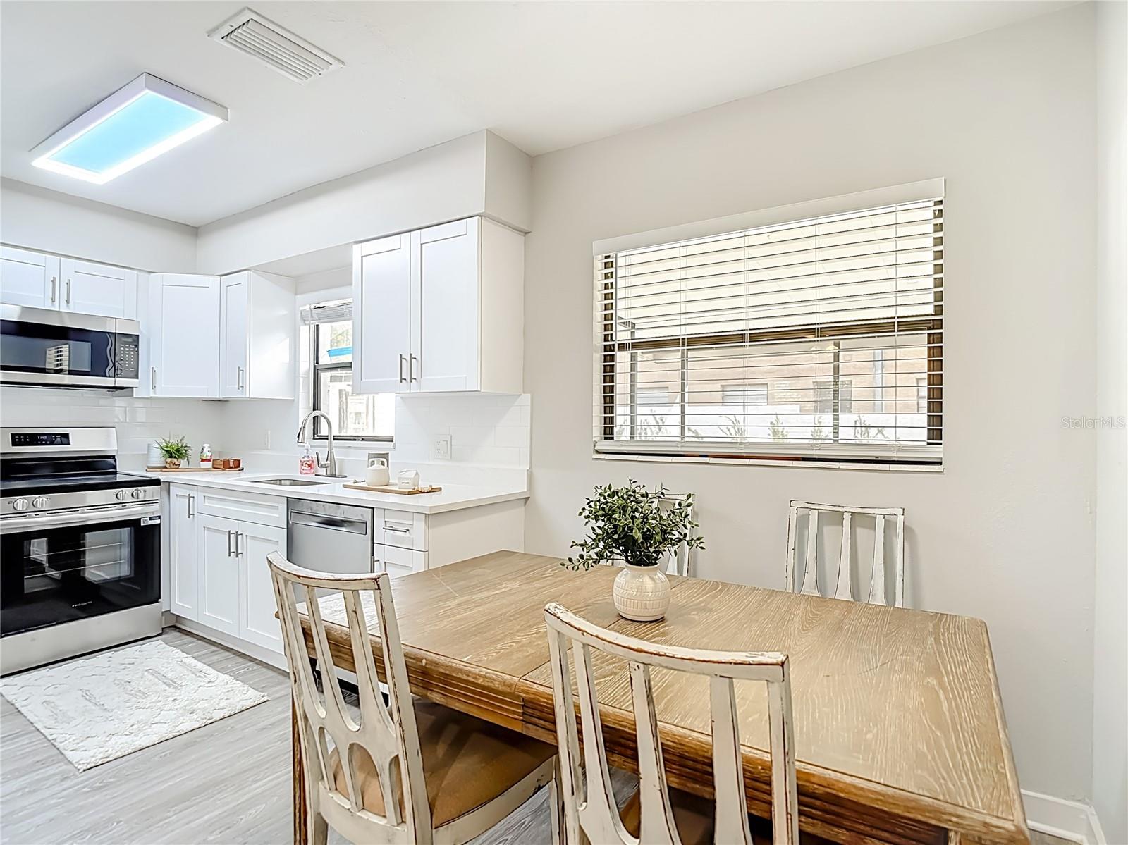 BELT COURT - Residential