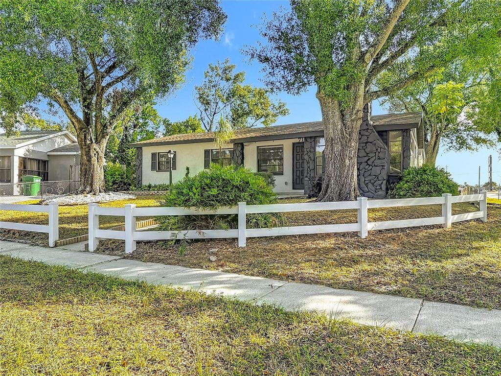 Photo of 718 Belt Court, Tampa, FL 33612 (MLS # TB8444051)