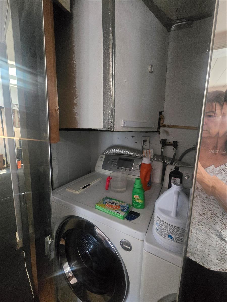 FLORIDENA - Residential