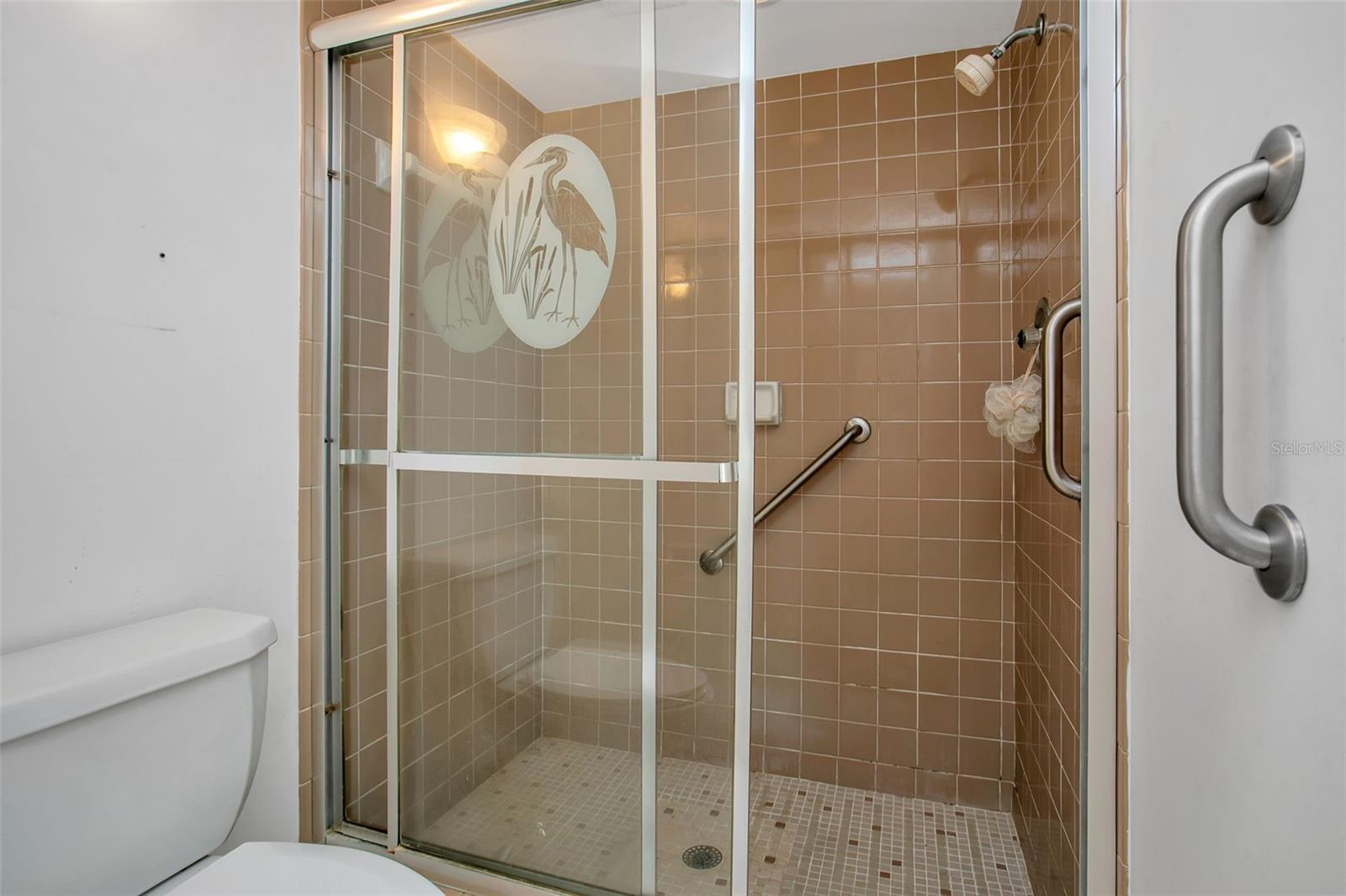 BAY HOLLOW - Residential