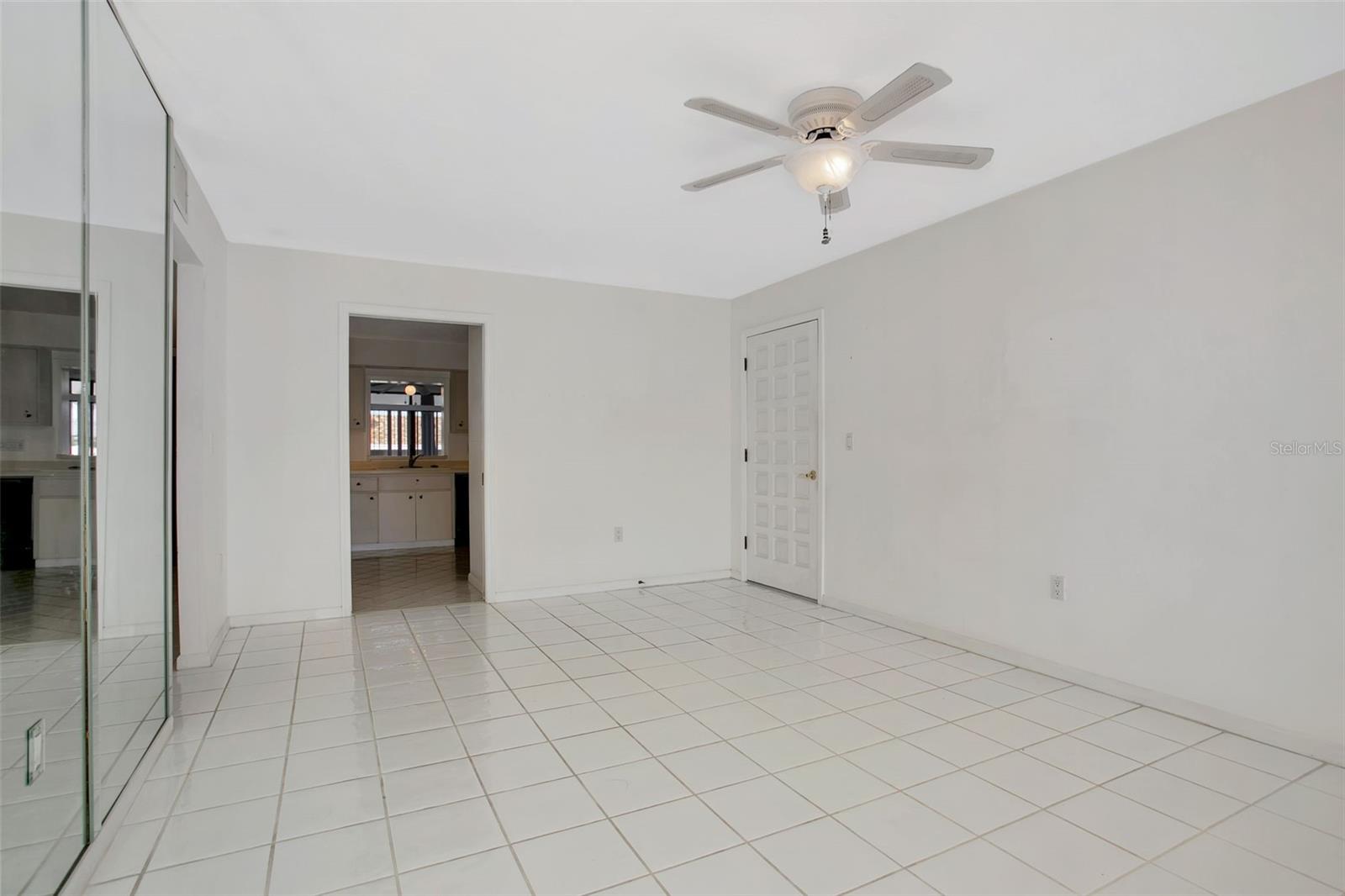 BAY HOLLOW - Residential