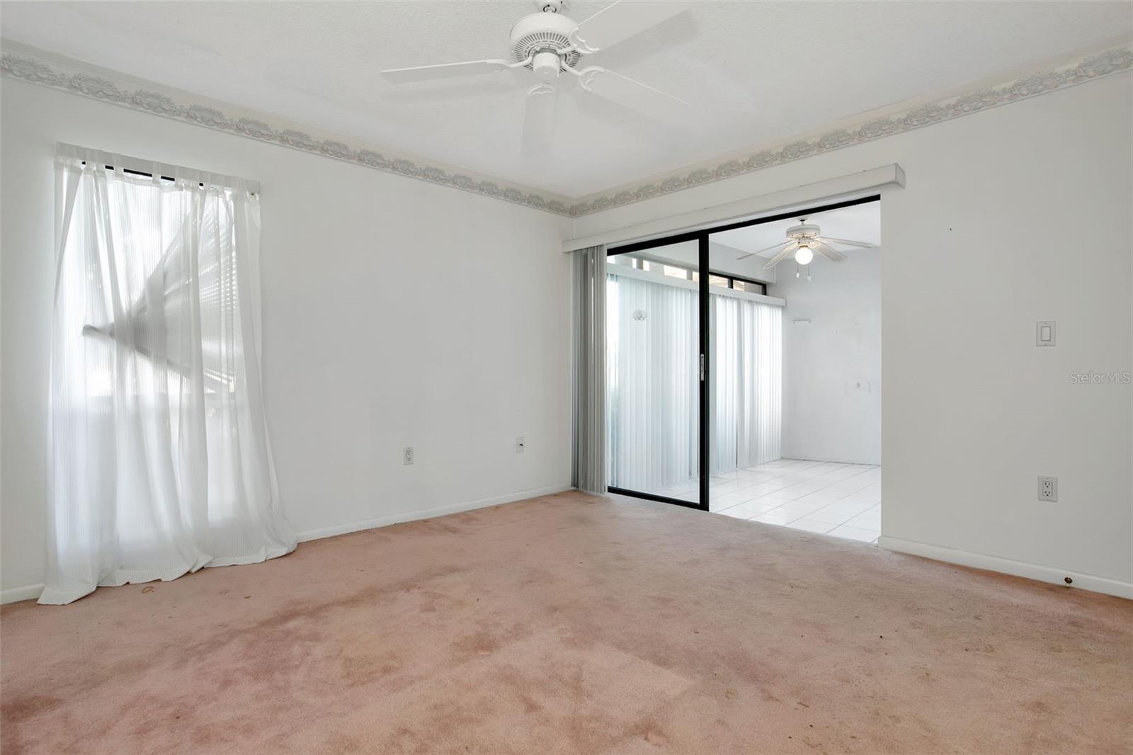 BAY HOLLOW - Residential