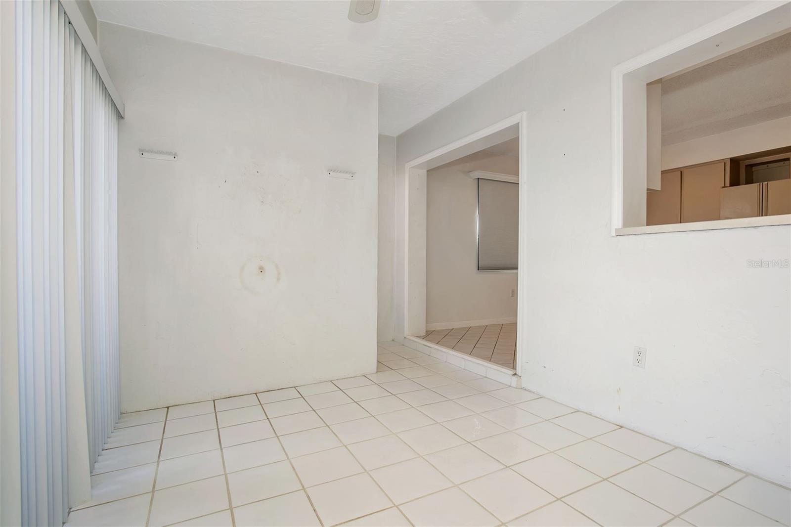 BAY HOLLOW - Residential