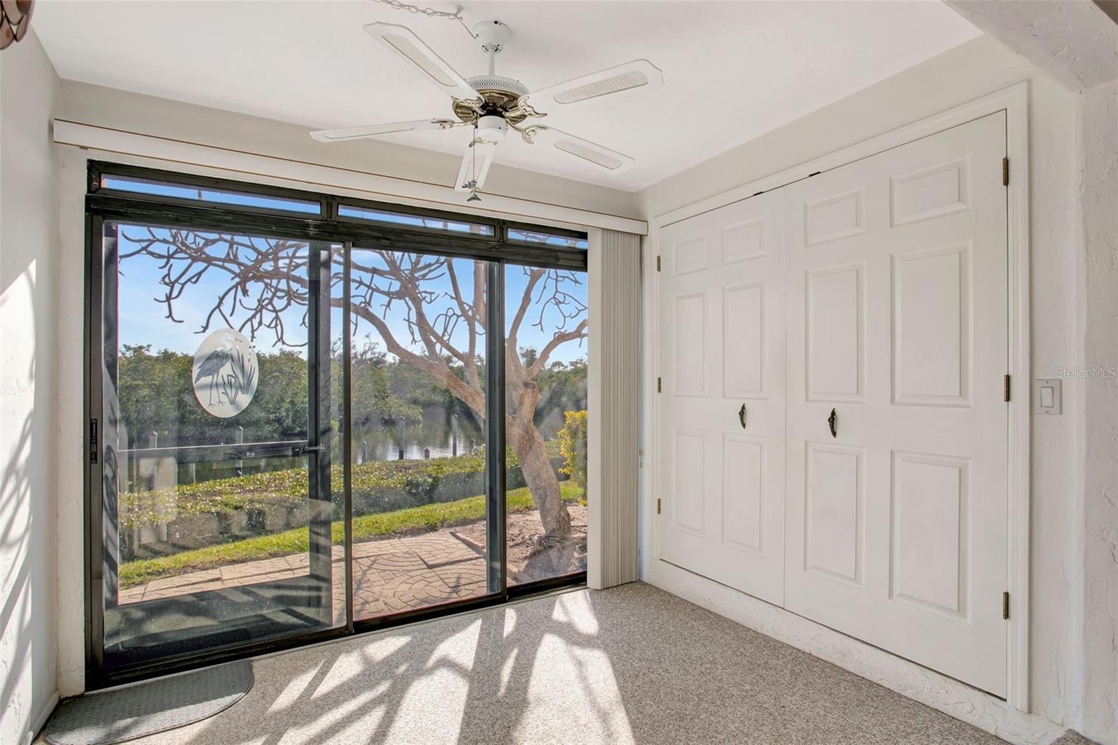 BAY HOLLOW - Residential