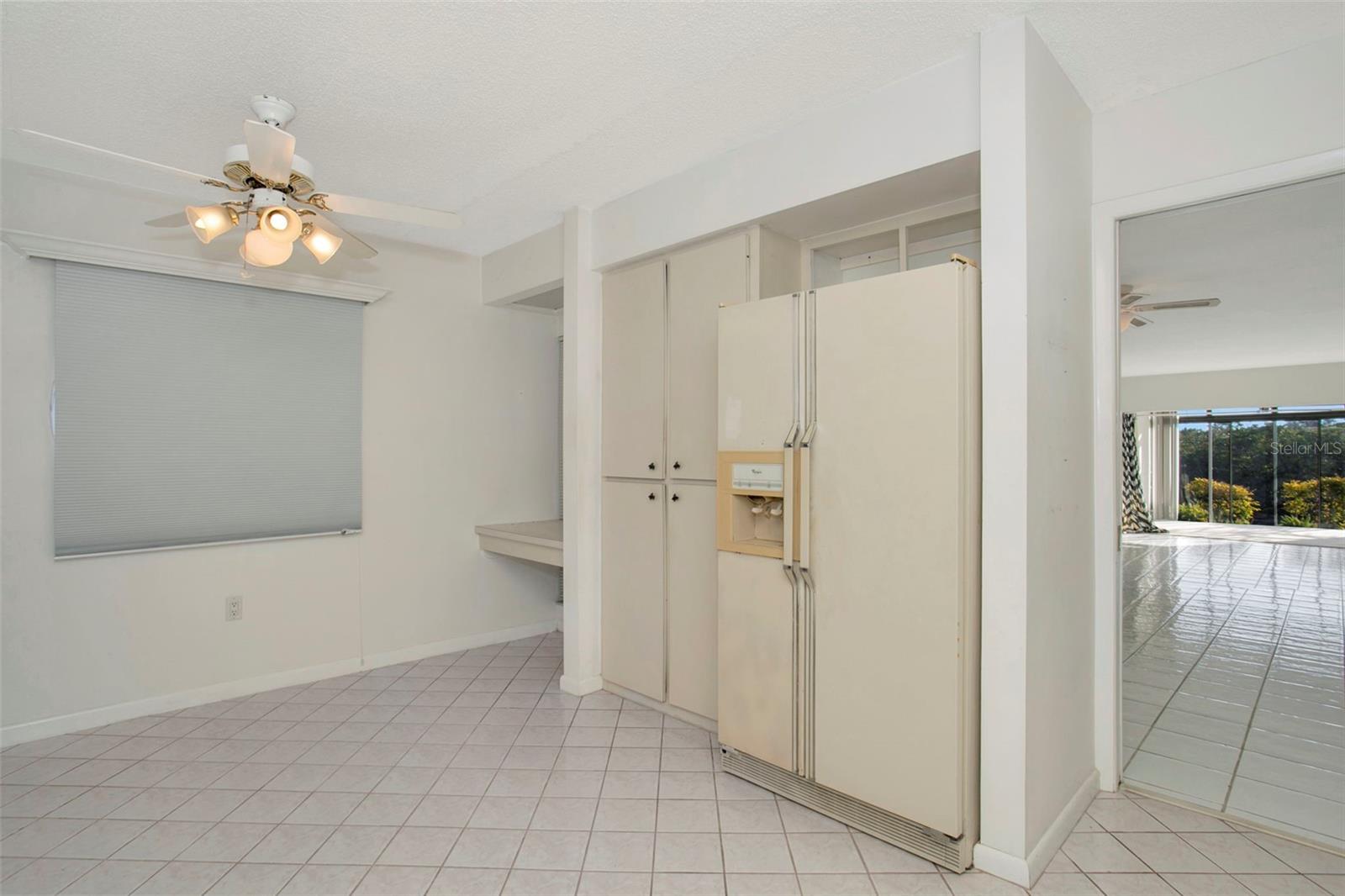 BAY HOLLOW - Residential