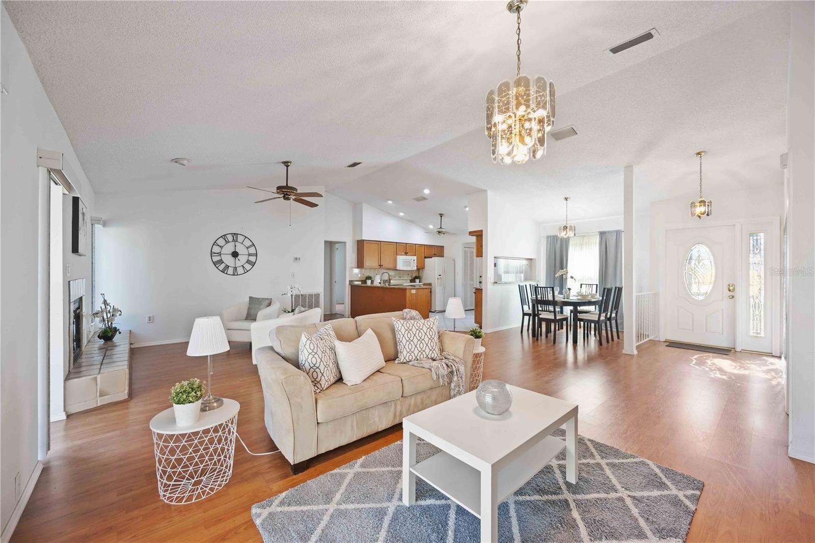 6675 EASTON DRIVE