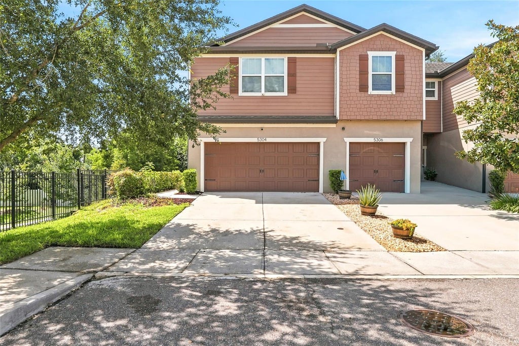 Photo of 5304 Sylvester Loop, Tampa, FL 33610 (MLS # TB8542028)