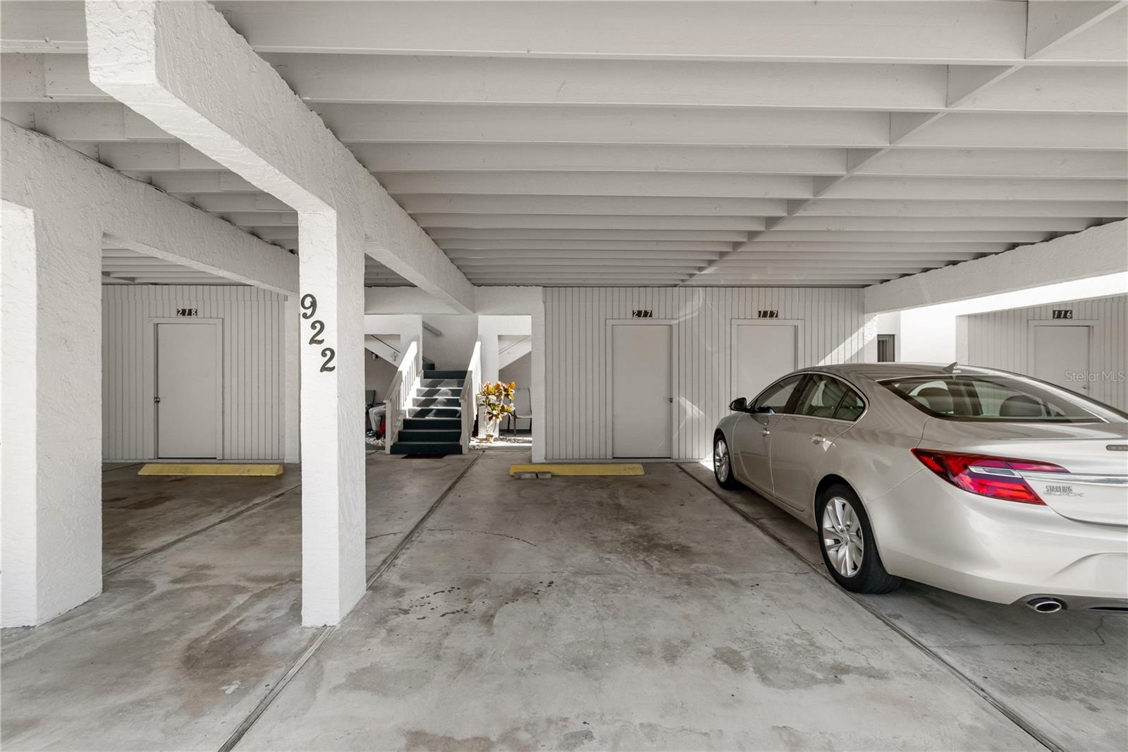 922 CAPRI ISLES BOULEVARD 217