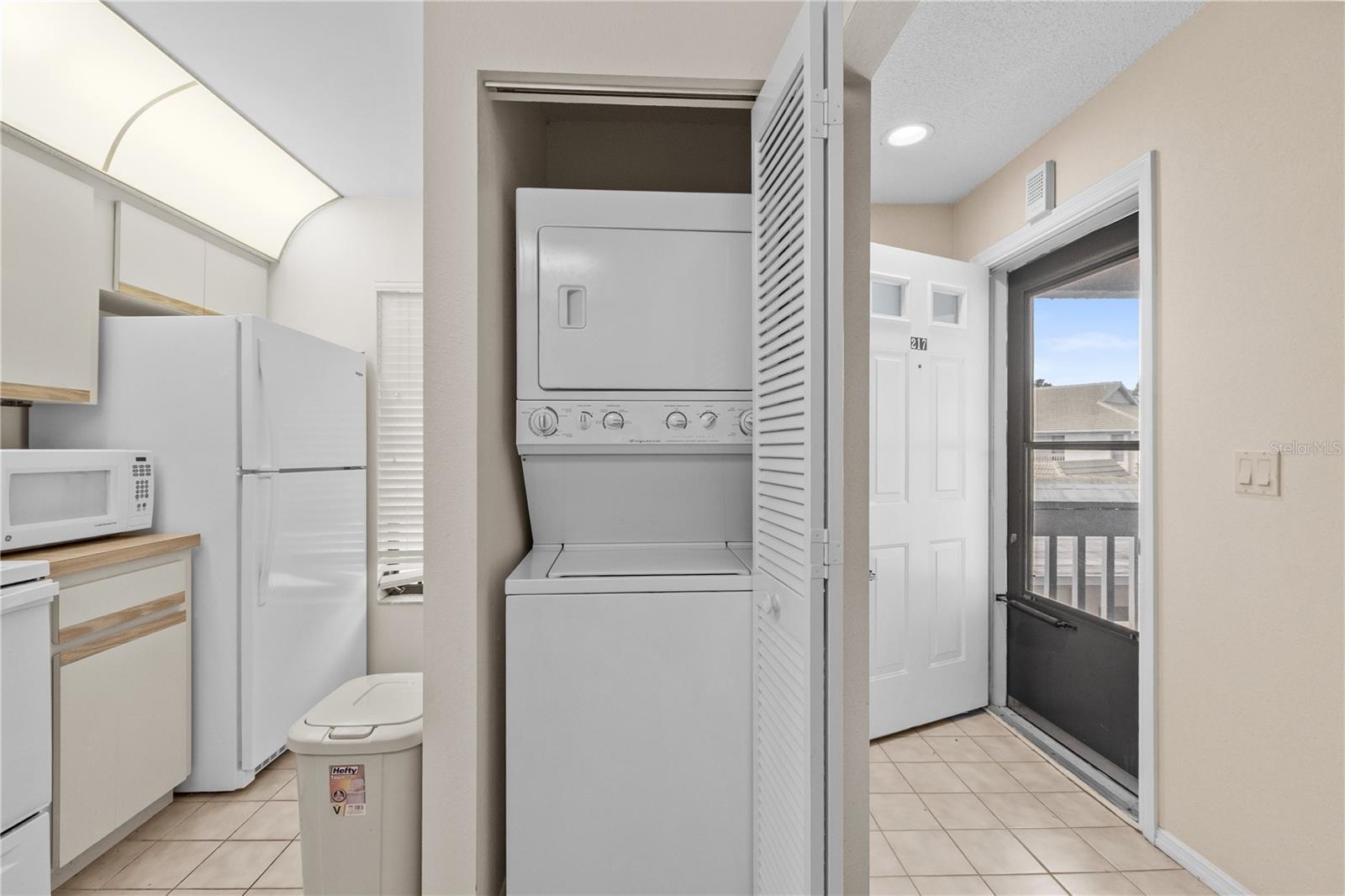 GOLFVIEW - Residential