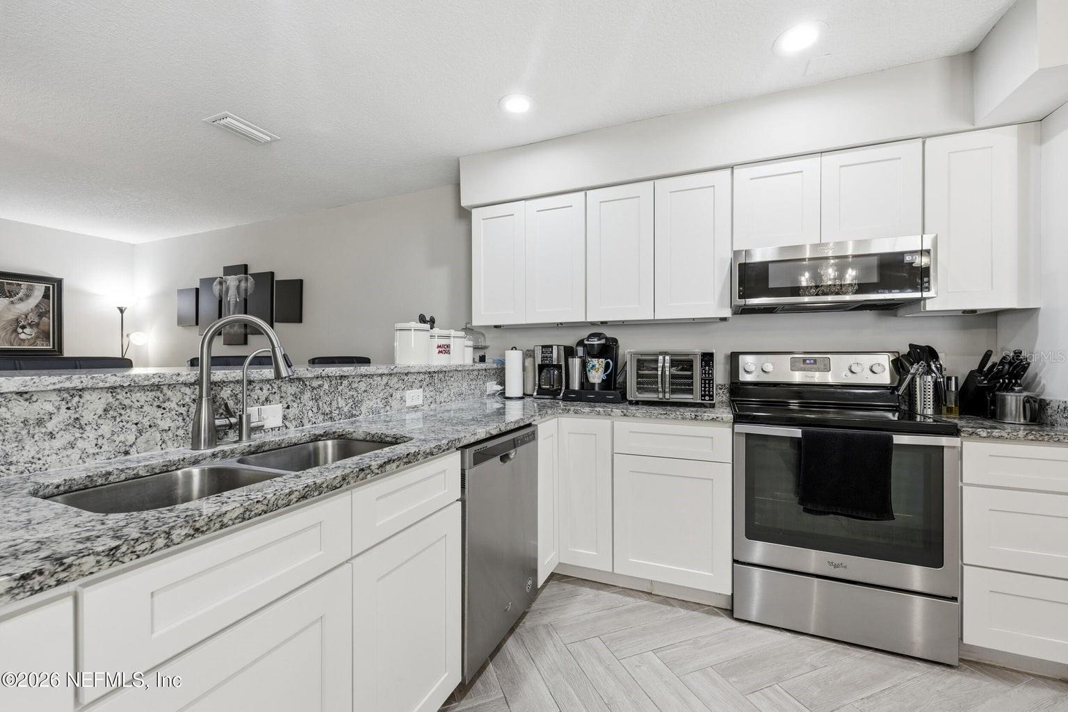 BROOKWOOD FOREST - Residential