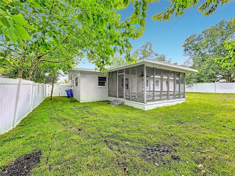 304 Sunnyhill Lane, Lakeland, FL 33803