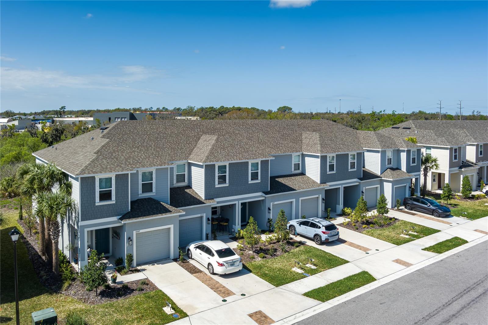 ARTISAN LAKES EDGESTONE NORTH PH I & II - Residential Lease