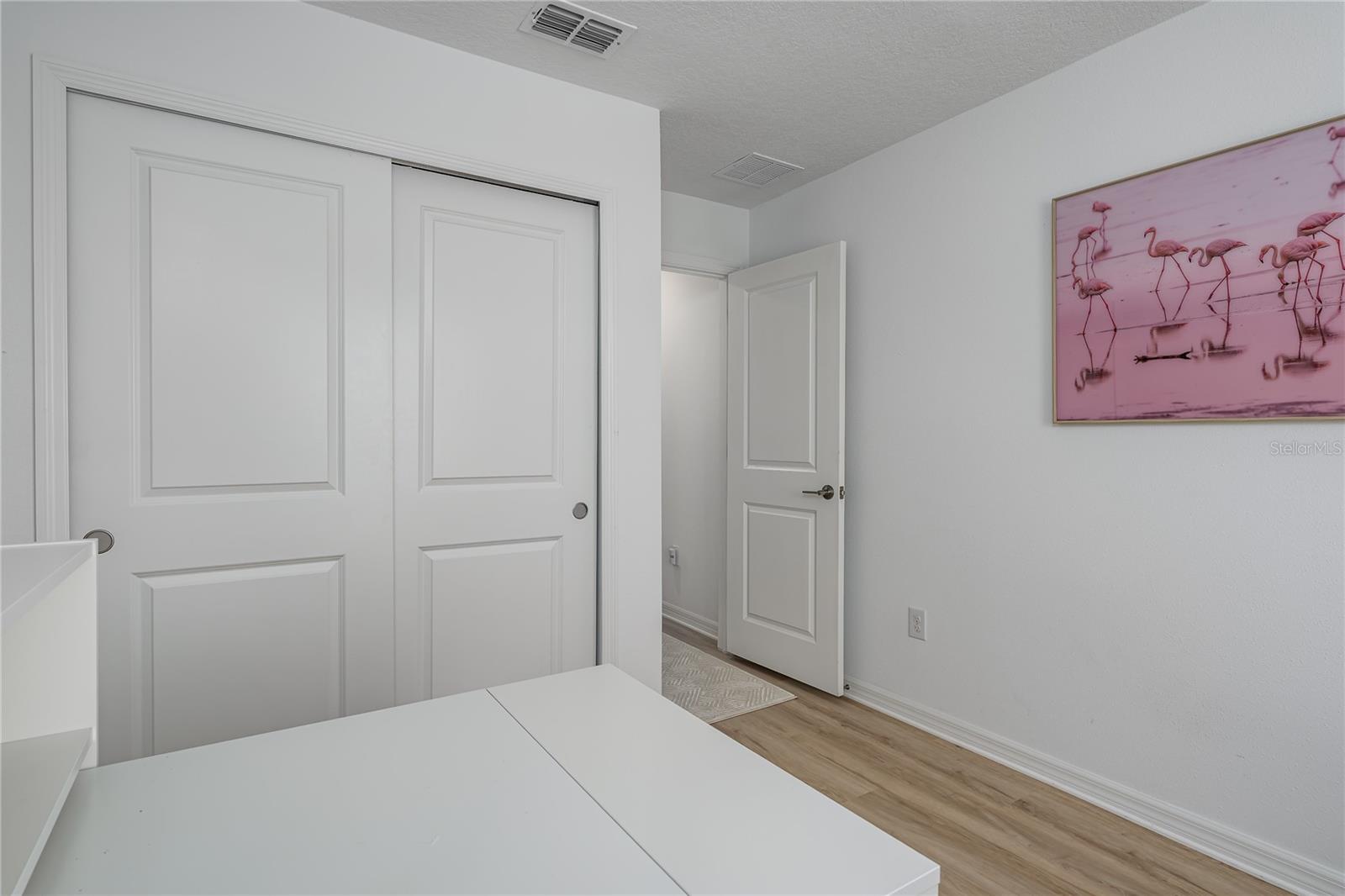 ARTISAN LAKES EDGESTONE NORTH PH I & II - Residential Lease